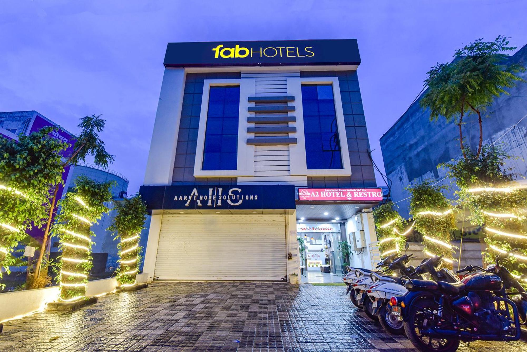 Hotel Fabexpress A2 And Restro Indore Exterior foto