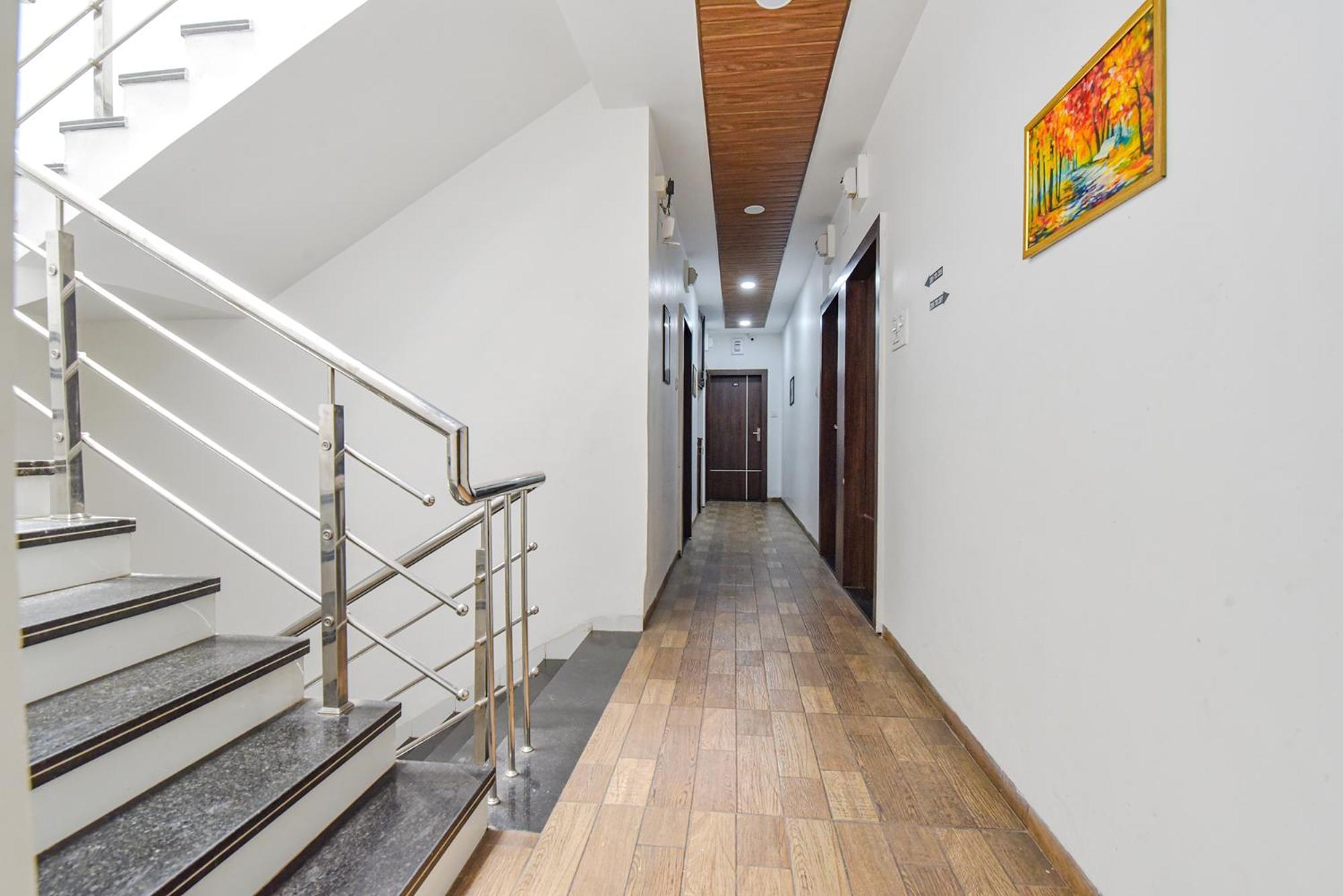Hotel Fabexpress A2 And Restro Indore Exterior foto